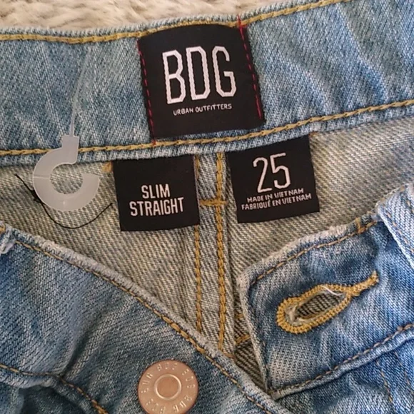 BDG Distressed Jeans - Picture 12 of 16